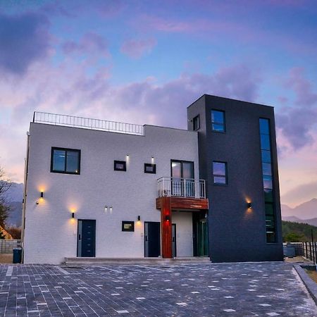 סוקצ'ו Lasso Pool Villa מראה חיצוני תמונה