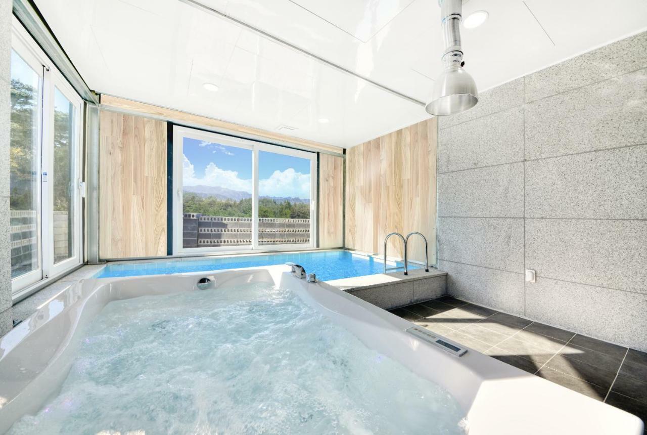 סוקצ'ו Lasso Pool Villa מראה חיצוני תמונה