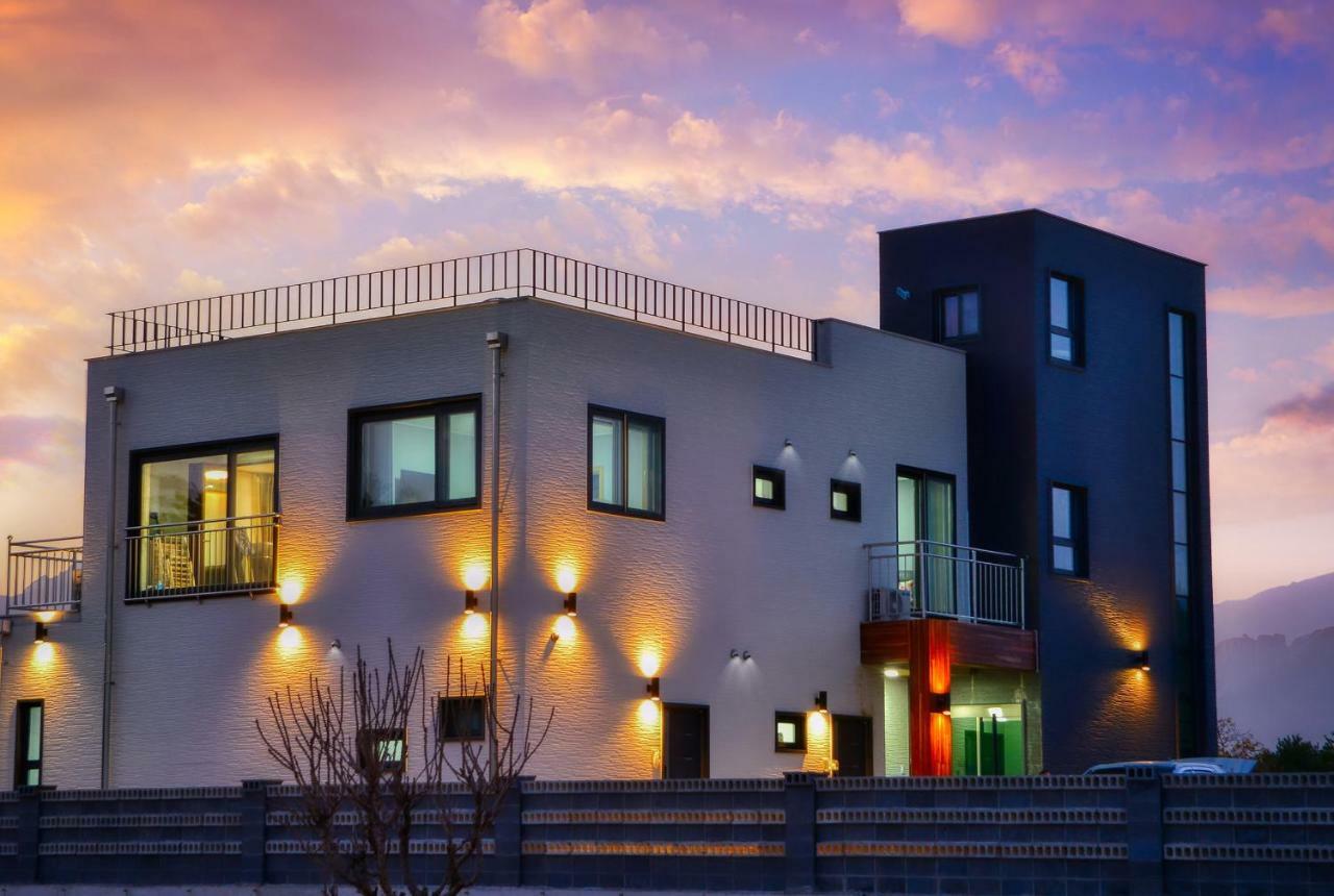 סוקצ'ו Lasso Pool Villa מראה חיצוני תמונה