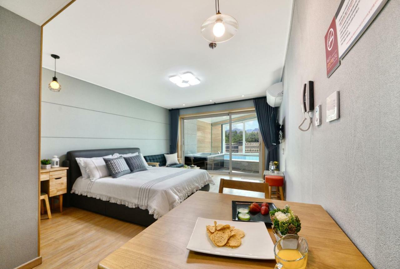 סוקצ'ו Lasso Pool Villa מראה חיצוני תמונה